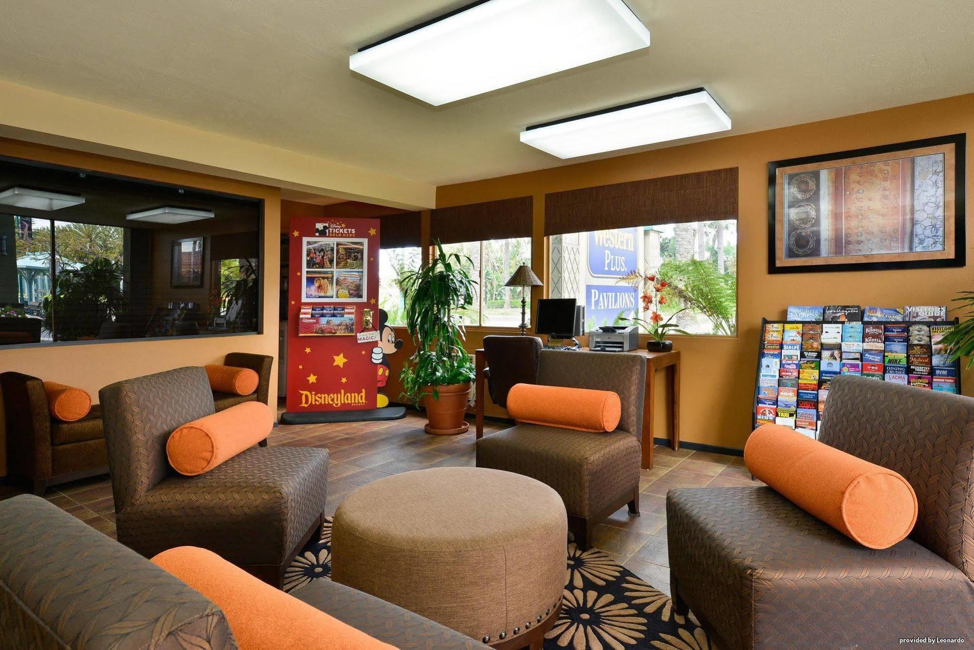 Western Pavilions 3*